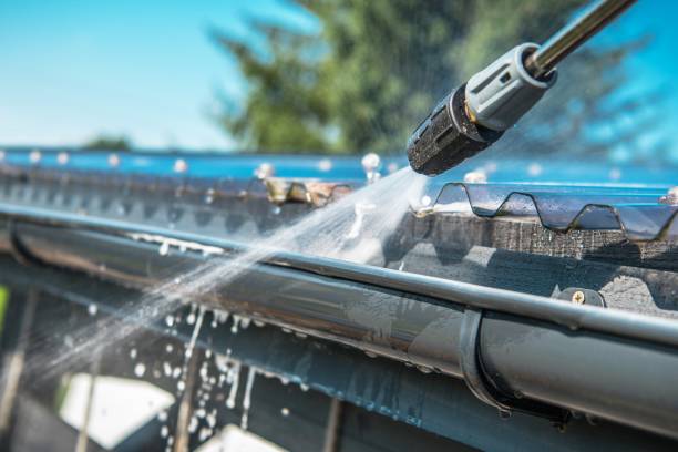 Best Deck Pressure Washing  in Oak Hill, FL