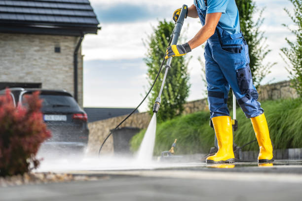 Best Roof Pressure Washing  in Oak Hill, FL